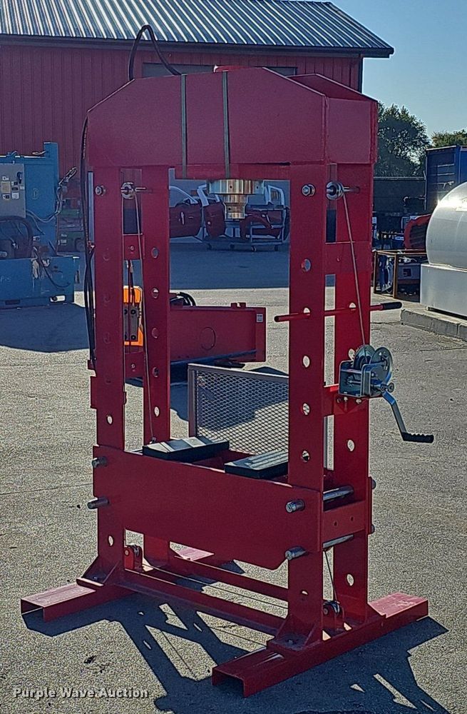 image for item MH9378 Hydraulic press