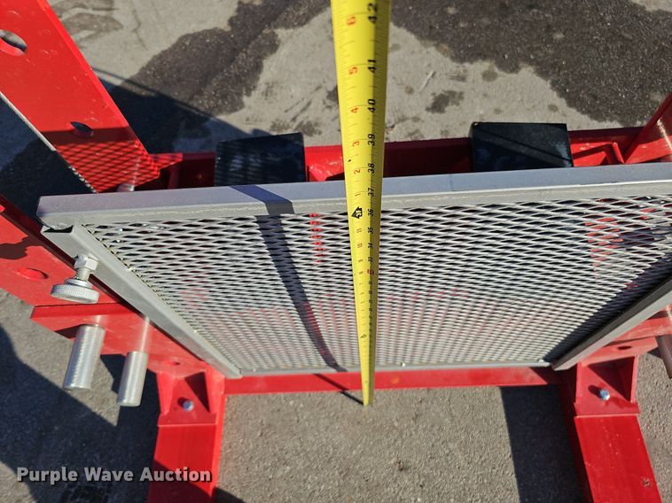 image for item MH9378 Hydraulic press