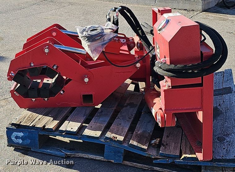 image for item MH9379 Handy Attachments HSRC12  skid steer pole clamp