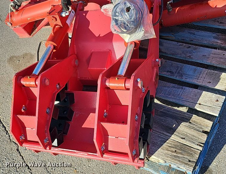 image for item MH9379 Handy Attachments HSRC12  skid steer pole clamp