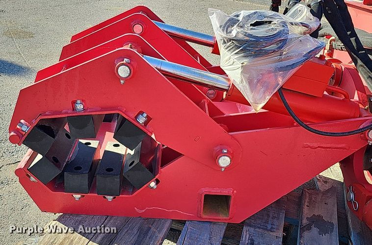 image for item MH9379 Handy Attachments HSRC12  skid steer pole clamp