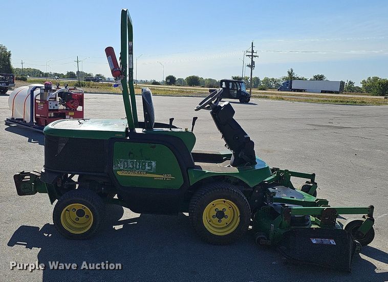 image for item MH9392 John Deere 1435 Series II  lawn mower