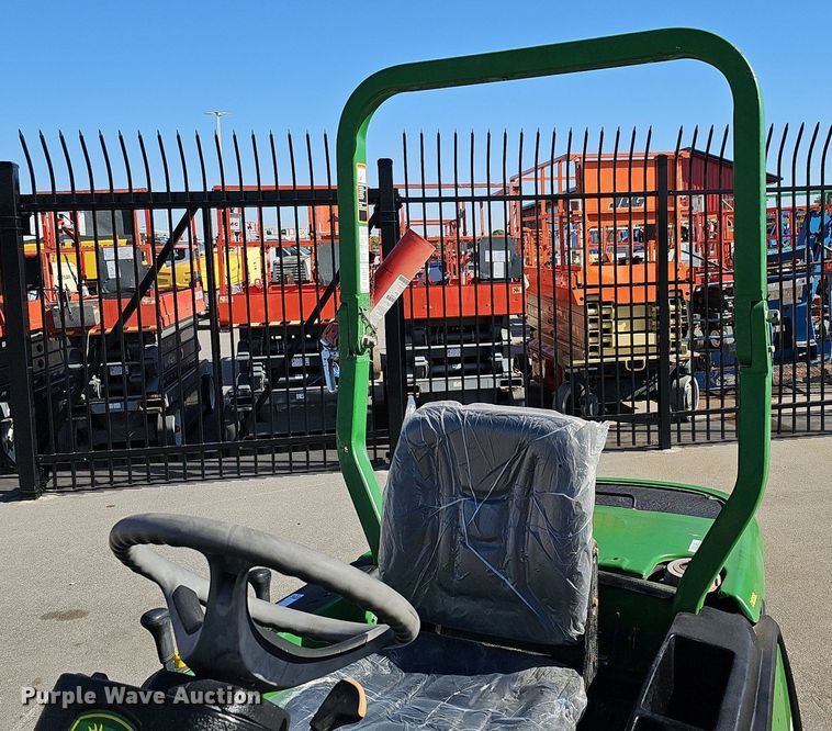 image for item MH9392 John Deere 1435 Series II  lawn mower