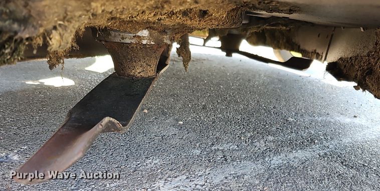 image for item MH9392 John Deere 1435 Series II  lawn mower