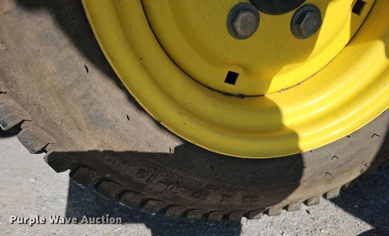 image for item MH9392 John Deere 1435 Series II  lawn mower