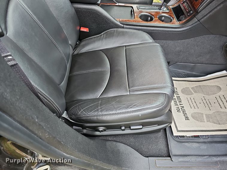 image for item MH9405 2014 Chevrolet Traverse LT  SUV