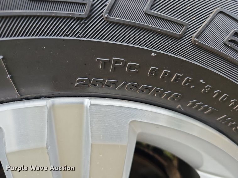 image for item MH9405 2014 Chevrolet Traverse LT  SUV