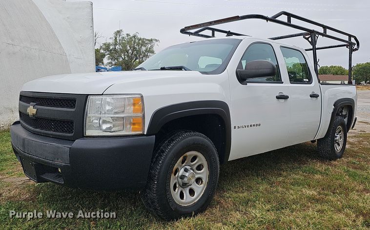 image for item MH9406 2008 Chevrolet Silverado 1500  Crew Cab pickup truck