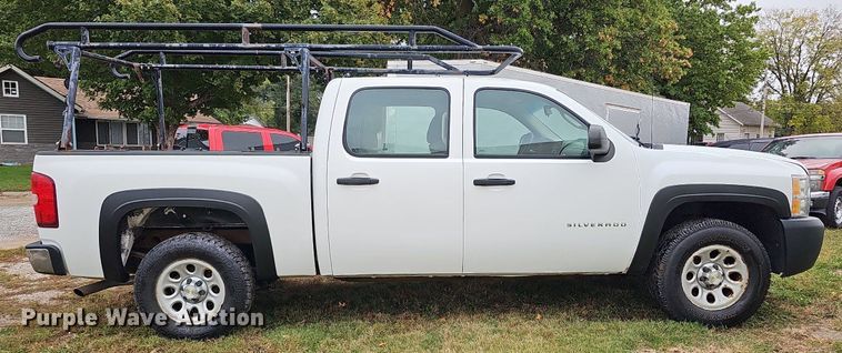 image for item MH9406 2008 Chevrolet Silverado 1500  Crew Cab pickup truck