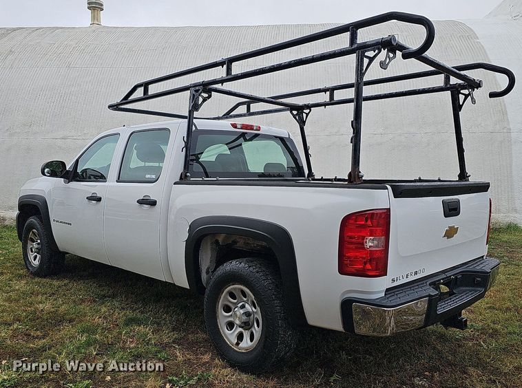 image for item MH9406 2008 Chevrolet Silverado 1500  Crew Cab pickup truck