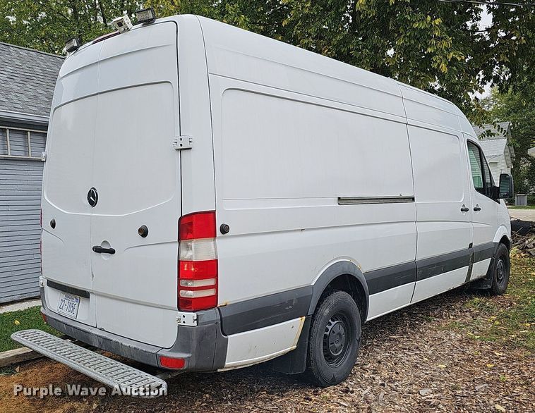 image for item MH9407 2011 Mercedes Benz Sprinter 2500  delivery van