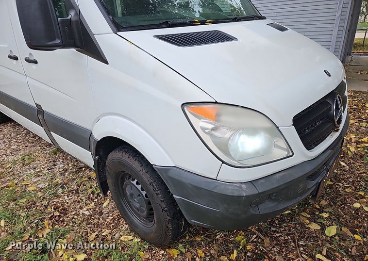 image for item MH9407 2011 Mercedes Benz Sprinter 2500  delivery van