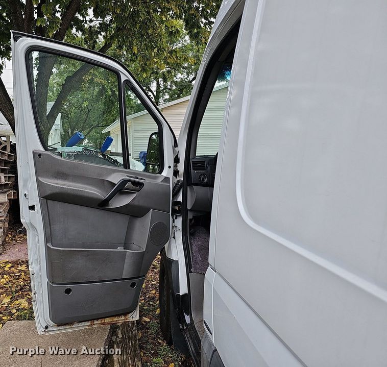 image for item MH9407 2011 Mercedes Benz Sprinter 2500  delivery van