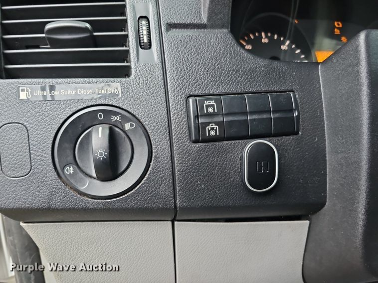 image for item MH9407 2011 Mercedes Benz Sprinter 2500  delivery van