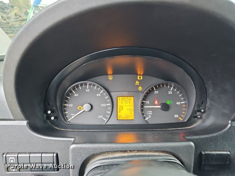 image for item MH9407 2011 Mercedes Benz Sprinter 2500  delivery van