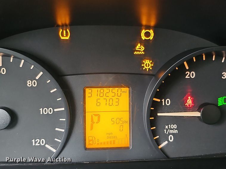 image for item MH9407 2011 Mercedes Benz Sprinter 2500  delivery van