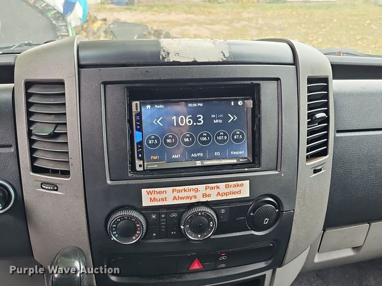 image for item MH9407 2011 Mercedes Benz Sprinter 2500  delivery van