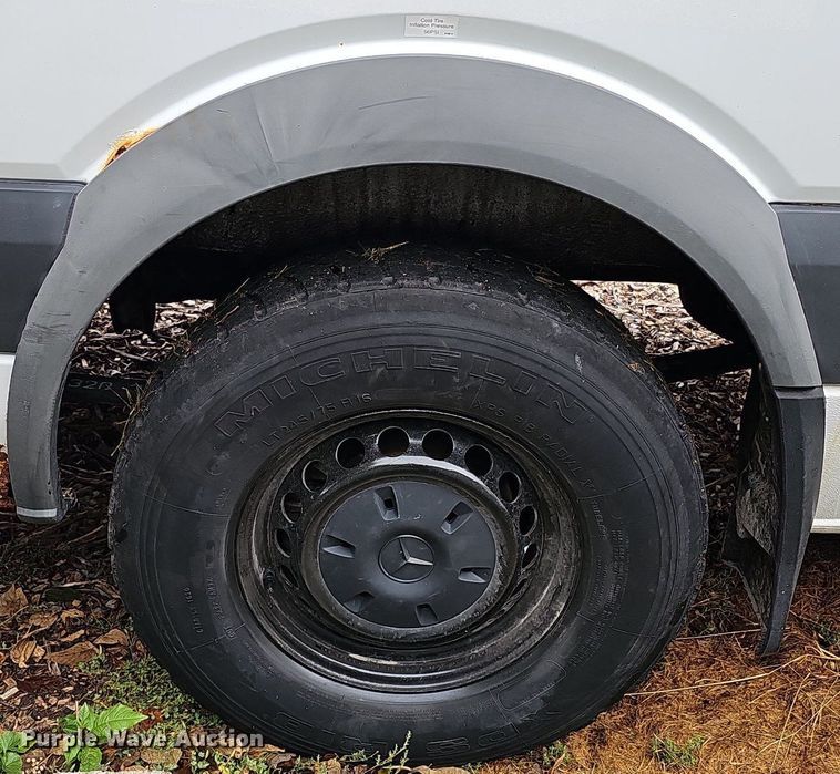 image for item MH9407 2011 Mercedes Benz Sprinter 2500  delivery van