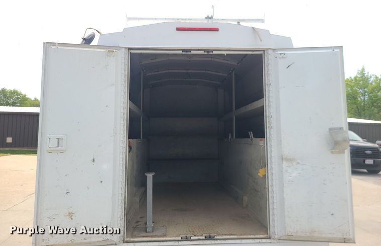 image for item MJ9374 2015 Ford E350 Super Duty  utility van