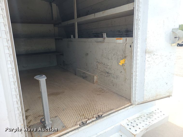 image for item MJ9374 2015 Ford E350 Super Duty  utility van