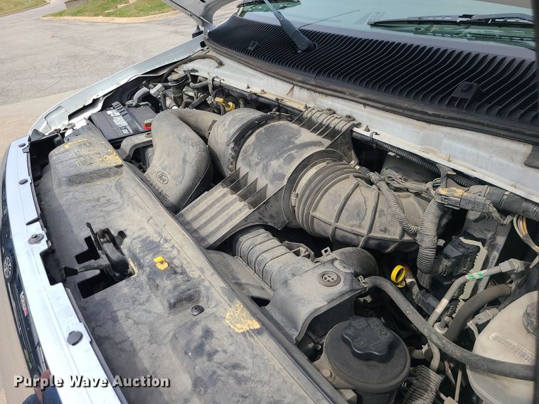 image for item MJ9374 2015 Ford E350 Super Duty  utility van