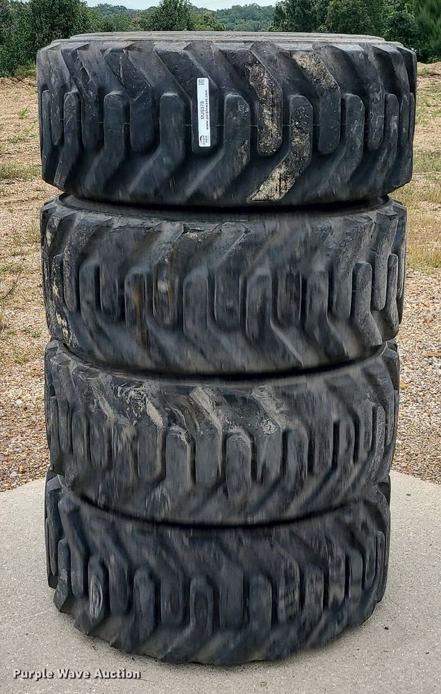 image for item MJ9378 (4) 15-22.5 tires