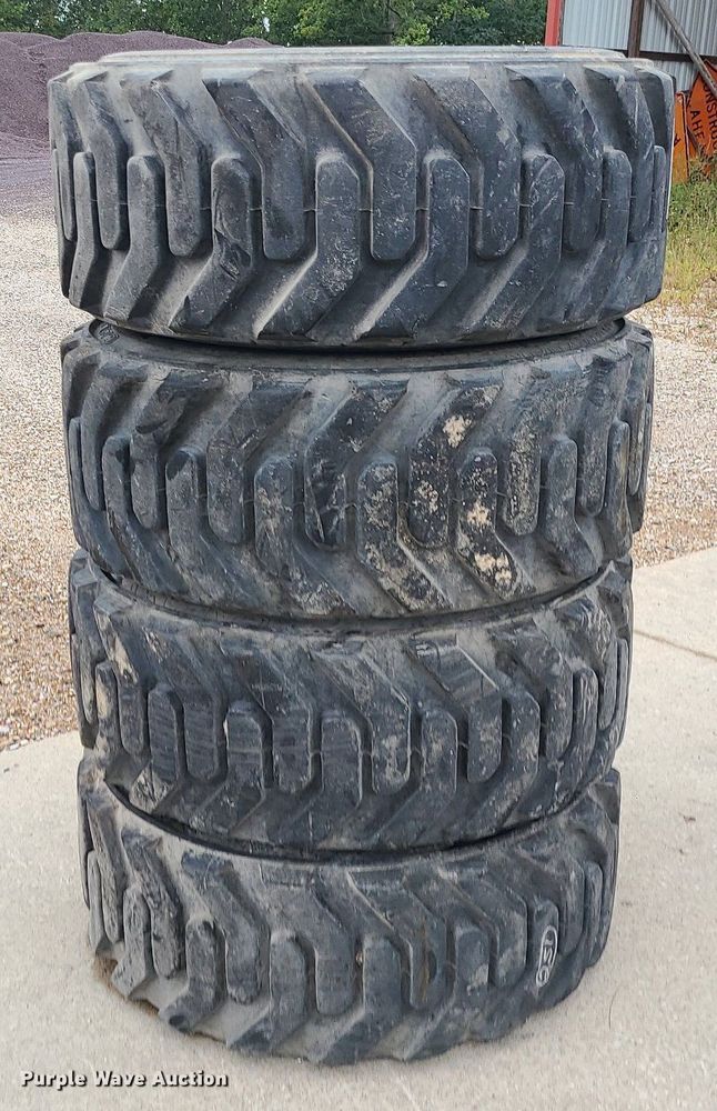 image for item MJ9378 (4) 15-22.5 tires