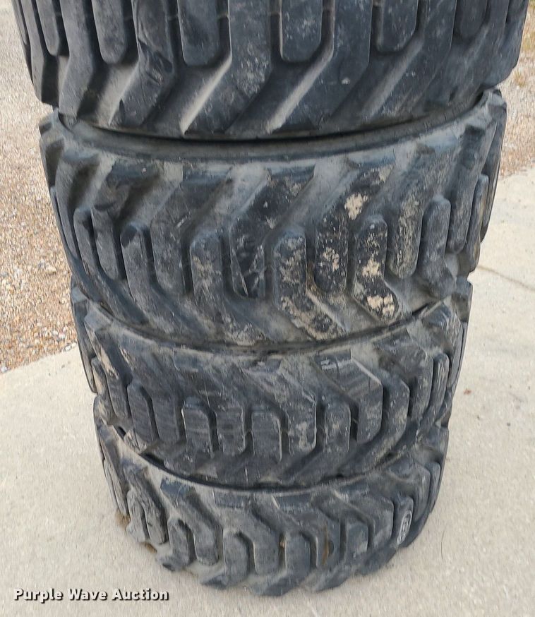 image for item MJ9378 (4) 15-22.5 tires