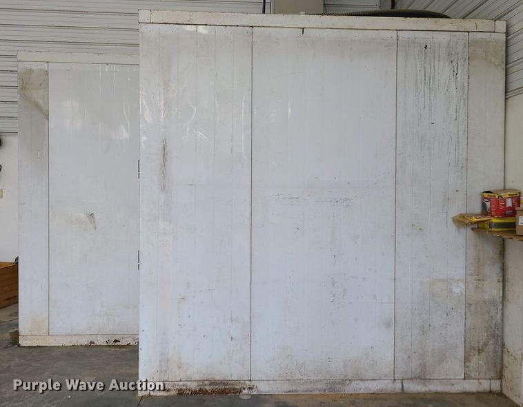 image for item MJ9379 Master-Bilt Products  walk-in cooler