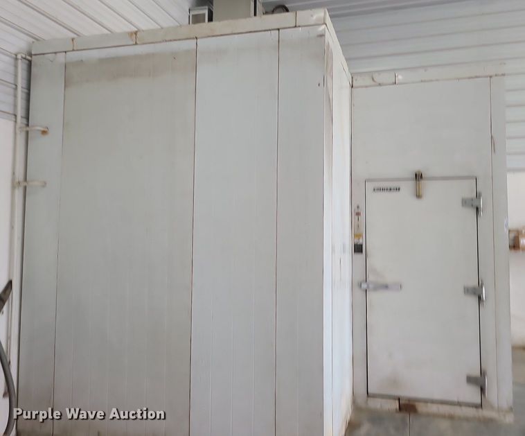 image for item MJ9379 Master-Bilt Products  walk-in cooler