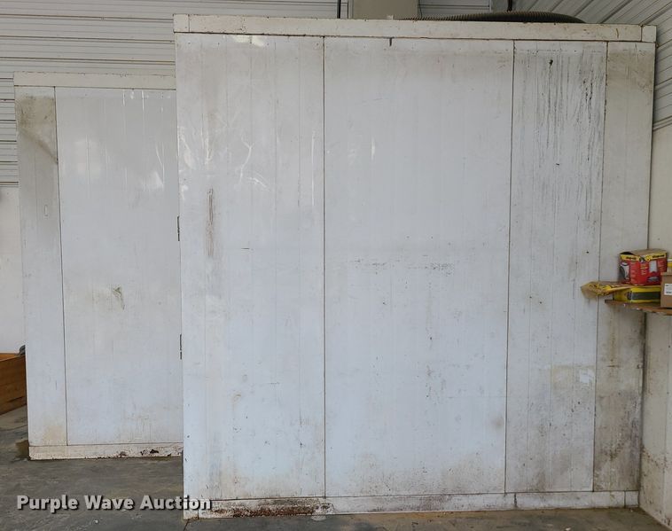 image for item MJ9379 Master-Bilt Products  walk-in cooler