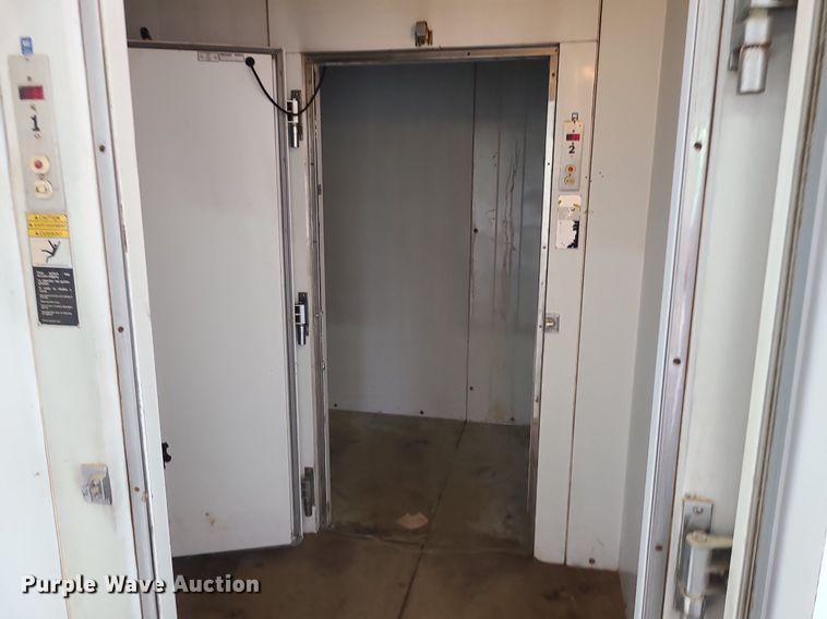 image for item MJ9379 Master-Bilt Products  walk-in cooler