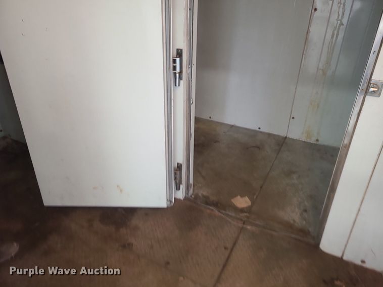 image for item MJ9379 Master-Bilt Products  walk-in cooler