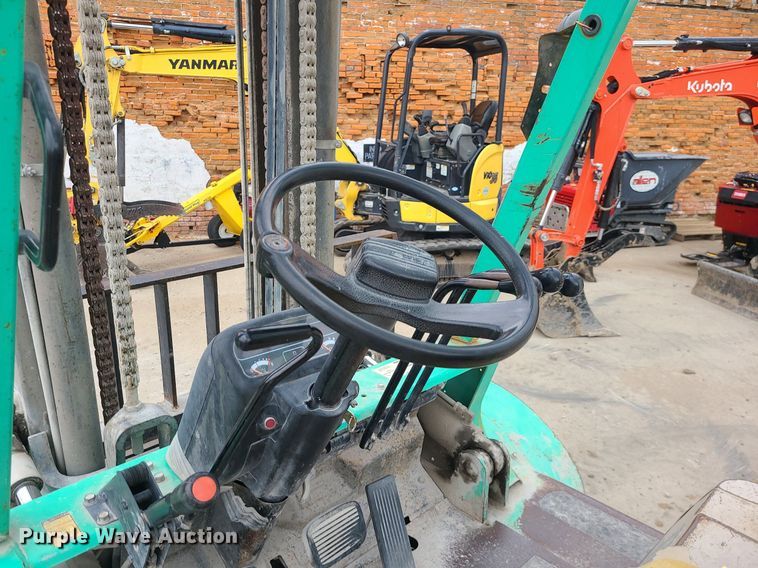 image for item MJ9382 Mitsubishi FG35  forklift