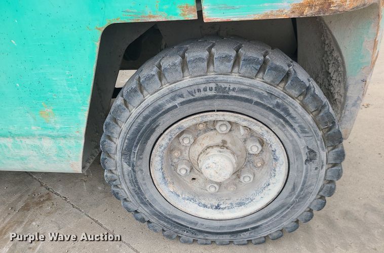 image for item MJ9382 Mitsubishi FG35  forklift