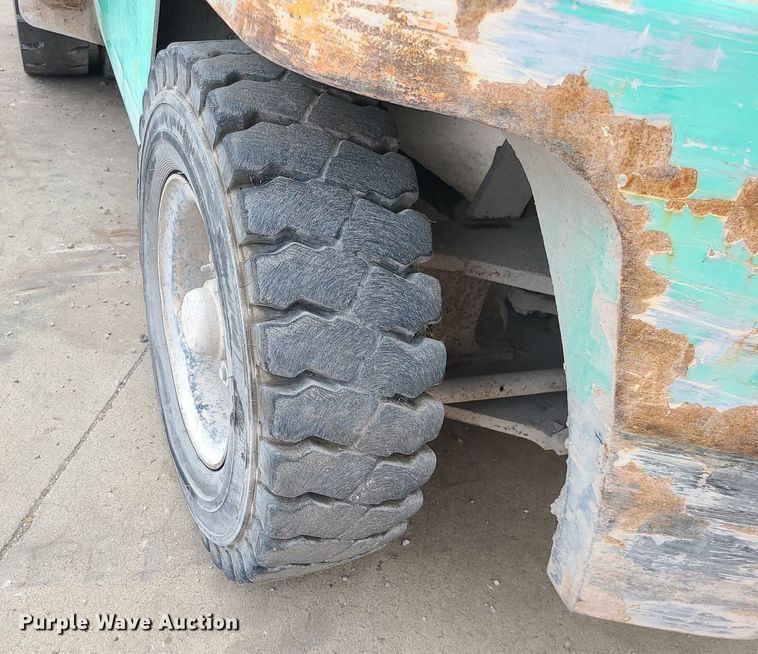 image for item MJ9382 Mitsubishi FG35  forklift