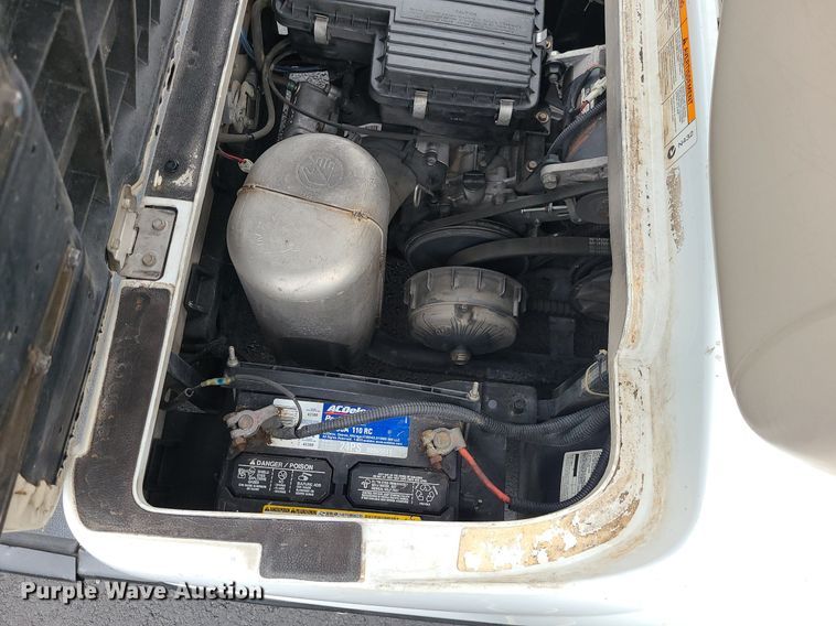 image for item MJ9385 2009 Yamaha  golf cart