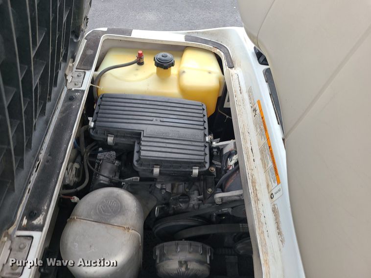 image for item MJ9385 2009 Yamaha  golf cart