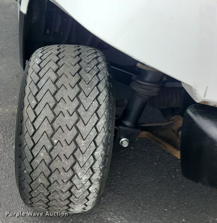 image for item MJ9385 2009 Yamaha  golf cart