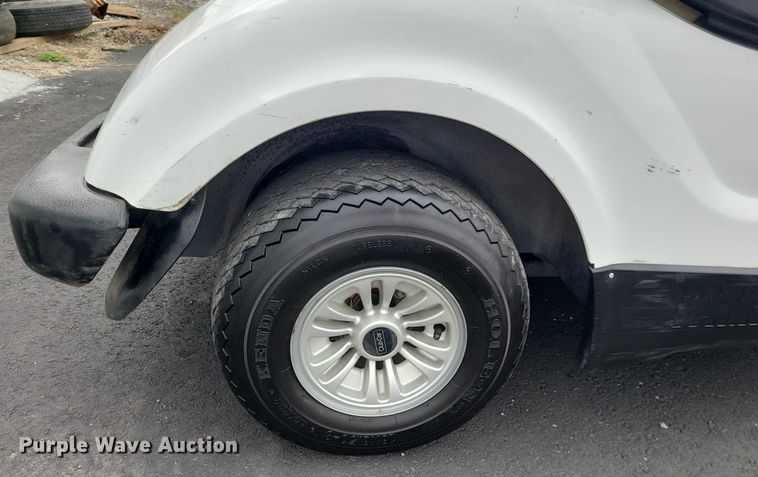 image for item MJ9385 2009 Yamaha  golf cart