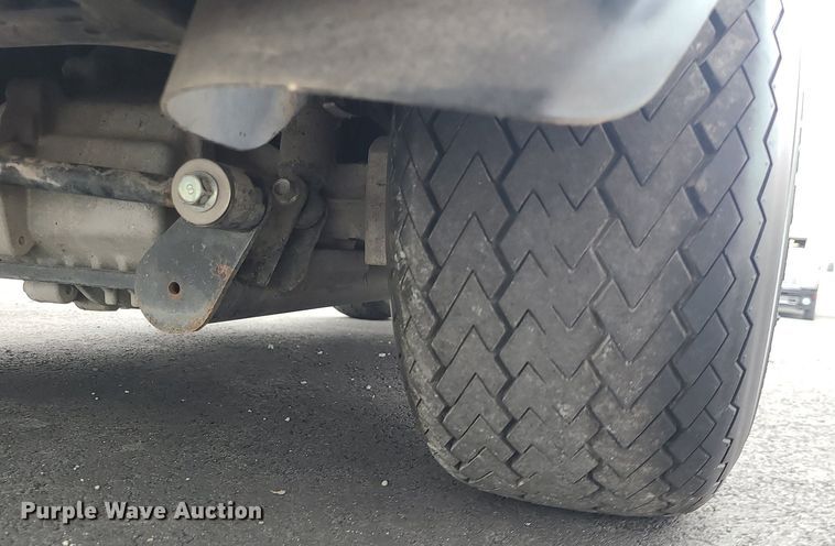 image for item MJ9385 2009 Yamaha  golf cart