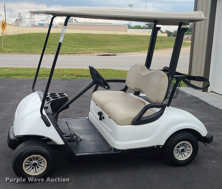 image for item MJ9386 2009 Yamaha  golf cart