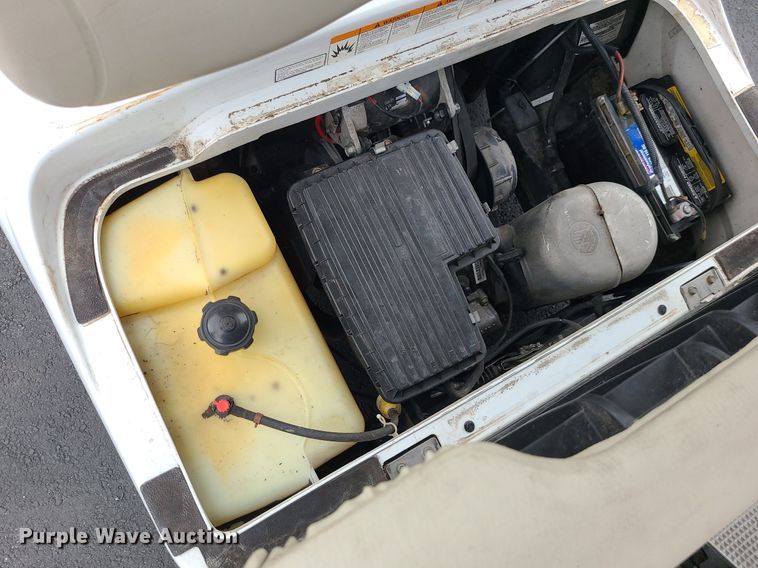 image for item MJ9386 2009 Yamaha  golf cart