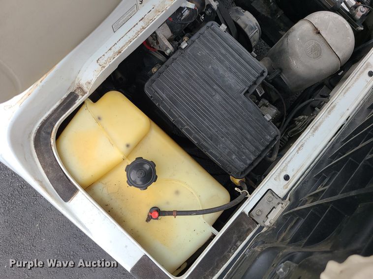 image for item MJ9386 2009 Yamaha  golf cart