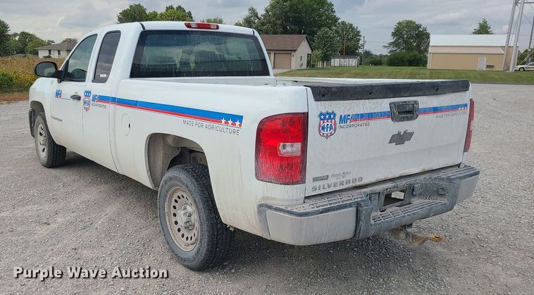 image for item MJ9389 2008 Chevrolet Silverado 1500  Ext. Cab pickup truck