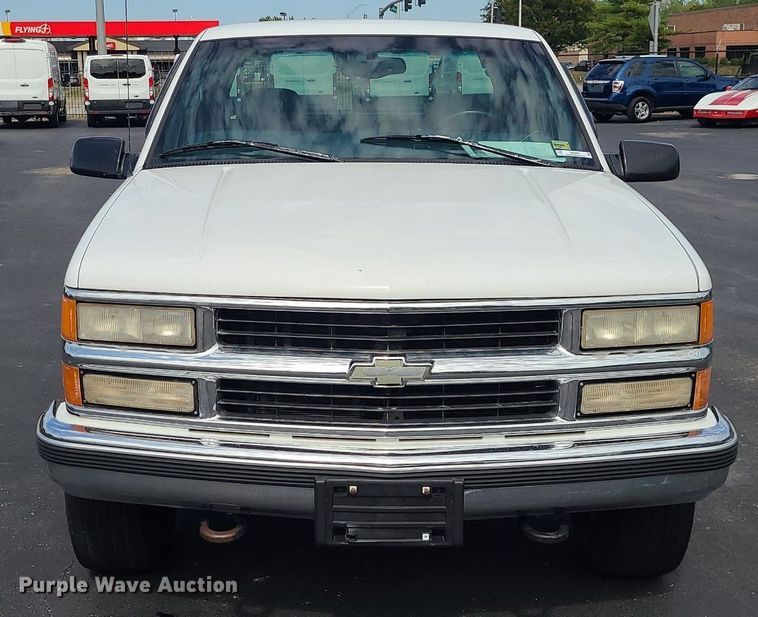 image for item MJ9400 1997 Chevrolet K1500  Ext. Cab pickup truck