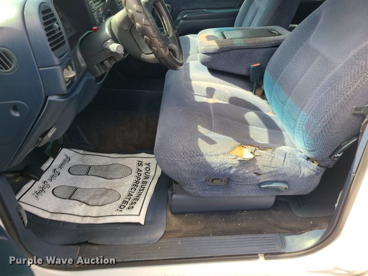 image for item MJ9400 1997 Chevrolet K1500  Ext. Cab pickup truck