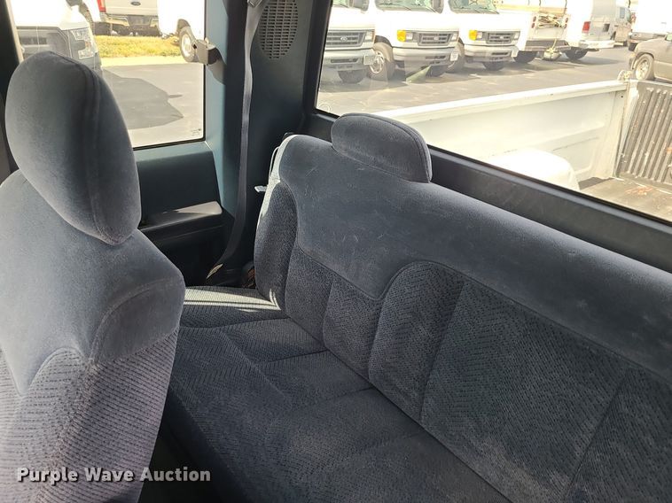 image for item MJ9400 1997 Chevrolet K1500  Ext. Cab pickup truck