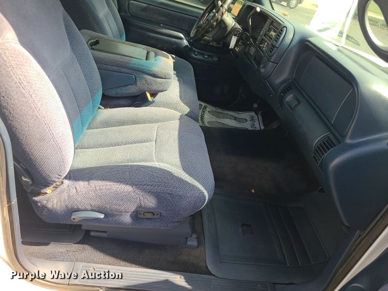 image for item MJ9400 1997 Chevrolet K1500  Ext. Cab pickup truck