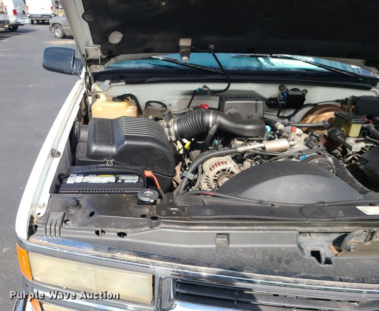 image for item MJ9400 1997 Chevrolet K1500  Ext. Cab pickup truck